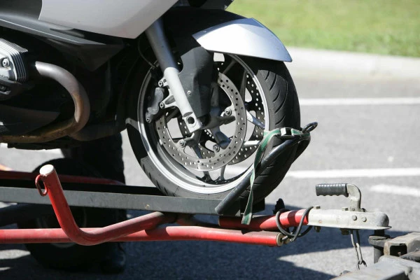 Remorquage moto dans le Val-d'Oise